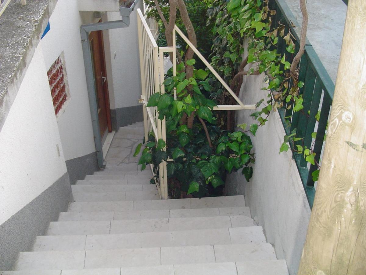 Amazing View Over The Beach Omis Exterior photo